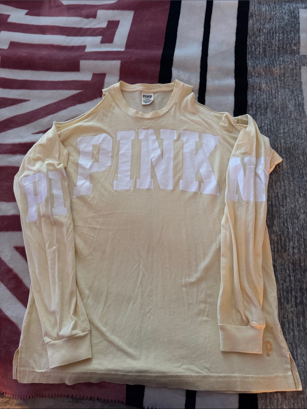 PINK cut out long sleeve